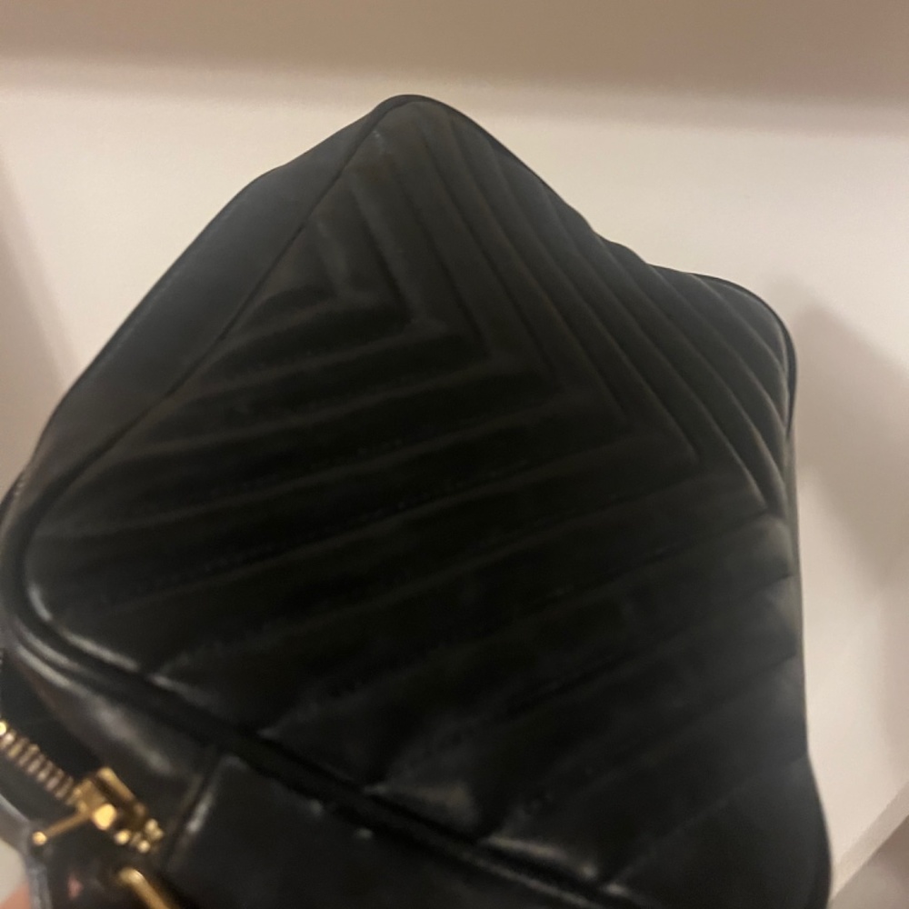Saint Laurent - Picture 11 of 11